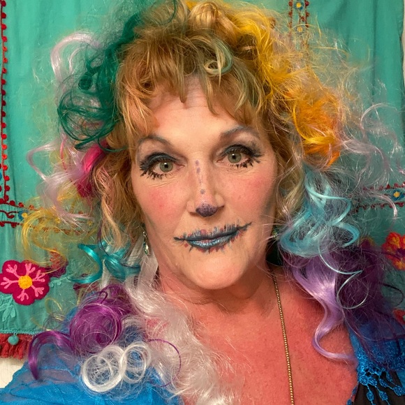 Meet your Posher, Ann - Picture 4 of 4